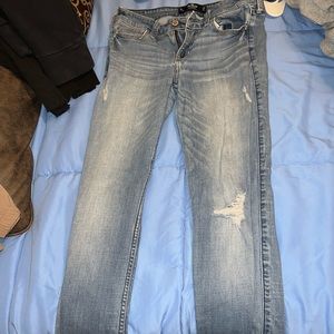 Hollister women’s jeans